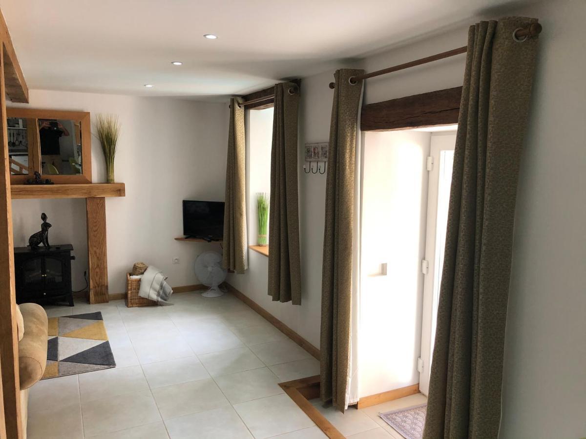 The Walnut Tree Chambre D'Hotes Le Dorat Ngoại thất bức ảnh